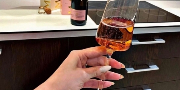 Высокооплачиваемая работа девушкам в Сургуте +7(953)571-10-19