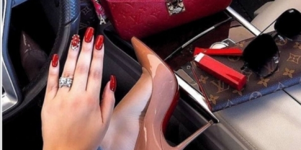 Санкт-Петербург ищем девушек для работы! +7(987)087-26-11